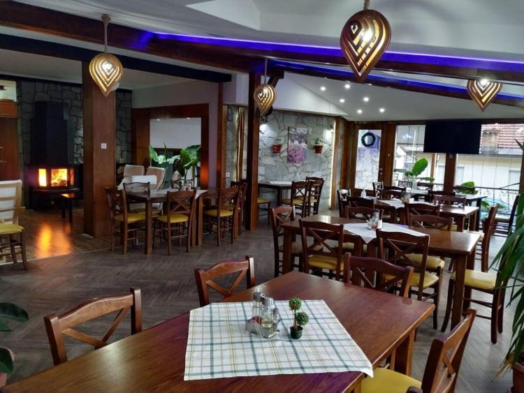 Hotel Vilagora Krushevo Kruševo Esterno foto