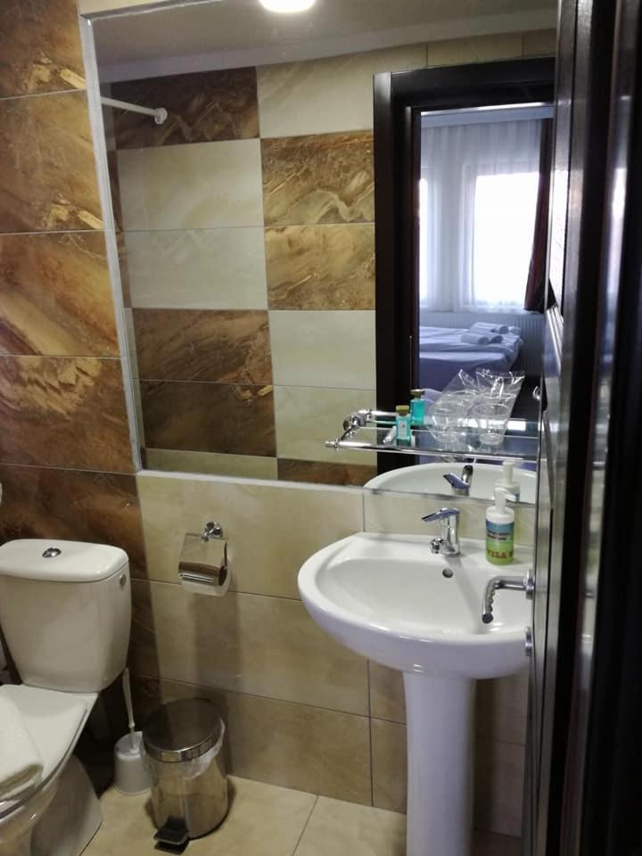 Hotel Vilagora Krushevo Kruševo Esterno foto
